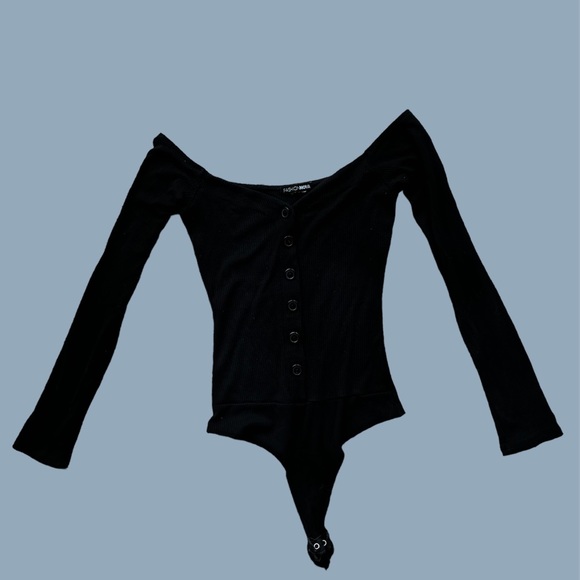 OFF THE SHOULD BODY SUIT- FASHION NOVA - Picture 2 of 4